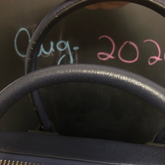 No longer available ‼️ Medium Givenchy Antigona - Picture 3 of 10